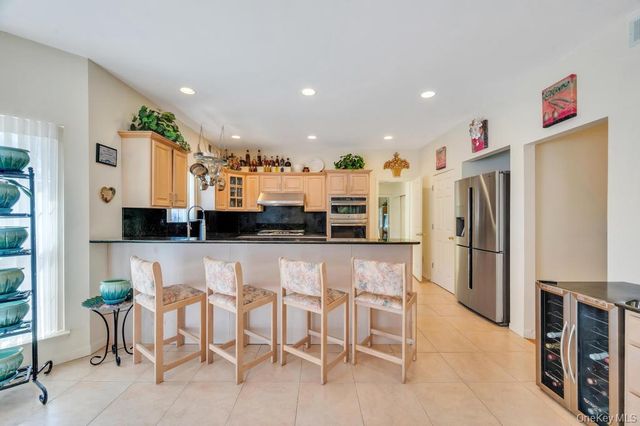 7 Stadium Boulevard, East Setauket, NY 11733