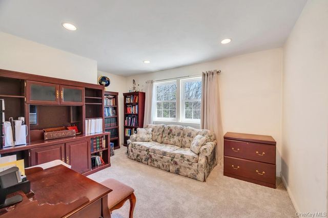7 Stadium Boulevard, East Setauket, NY 11733