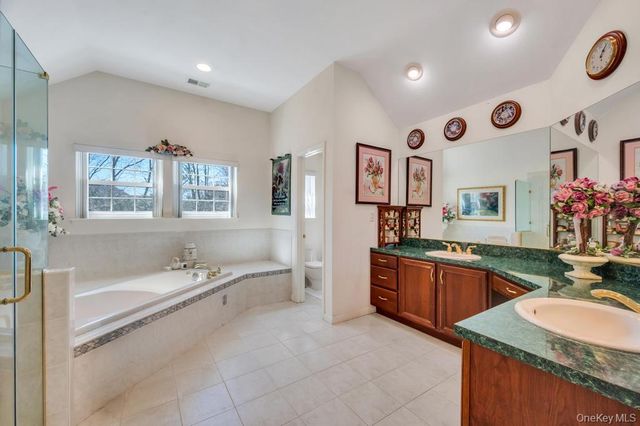 7 Stadium Boulevard, East Setauket, NY 11733
