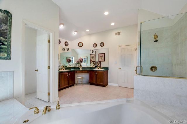 7 Stadium Boulevard, East Setauket, NY 11733