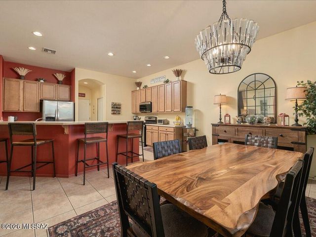 10647 E George Brookbank Place, Tucson, AZ 85747