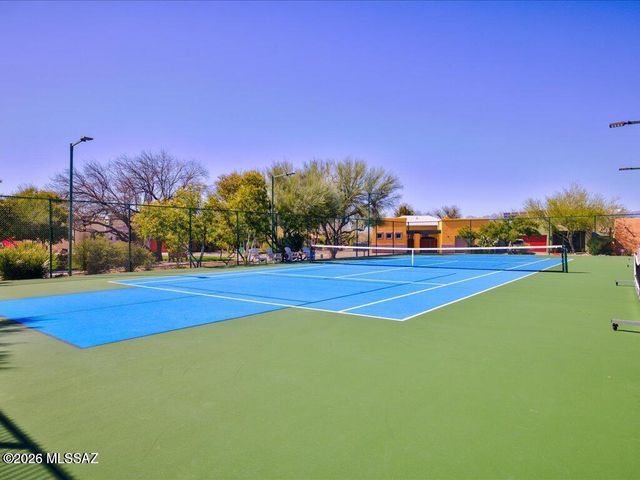 10647 E George Brookbank Place, Tucson, AZ 85747