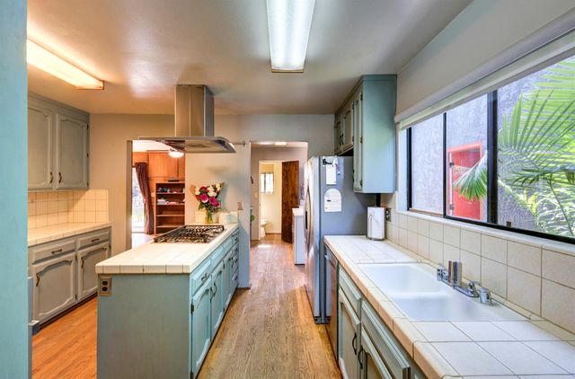 1359 W Moraga Road, Fresno, CA 93711