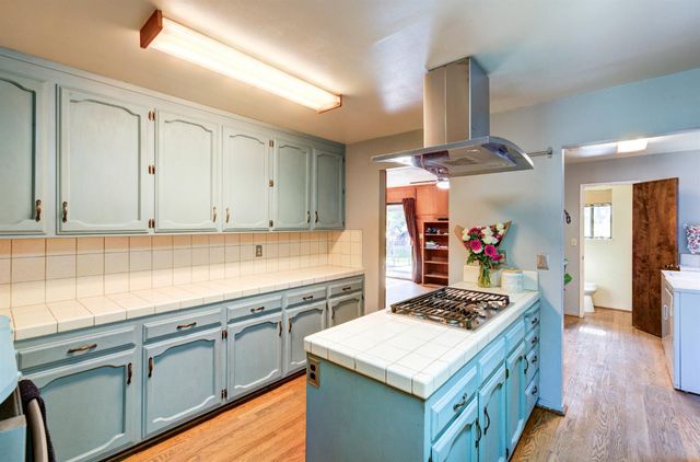 1359 W Moraga Road, Fresno, CA 93711