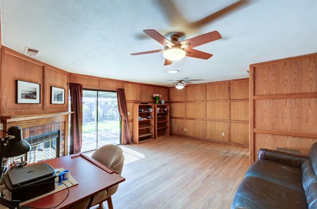 1359 W Moraga Road, Fresno, CA 93711