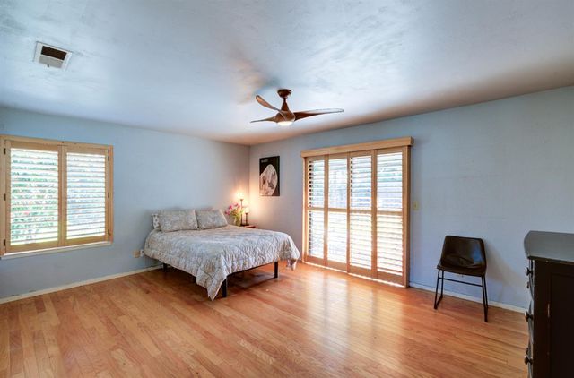 1359 W Moraga Road, Fresno, CA 93711