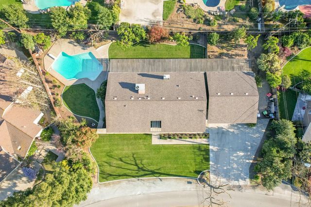 1359 W Moraga Road, Fresno, CA 93711