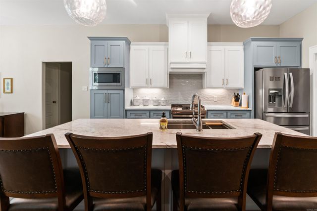 832 Grand Teton, Benton, AR 72019