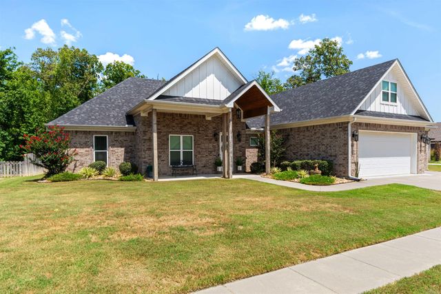 832 Grand Teton, Benton, AR 72019