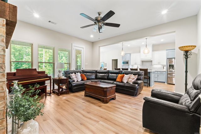832 Grand Teton, Benton, AR 72019