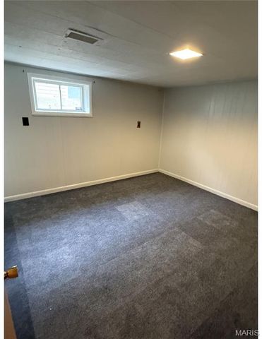 1005 Preakness Lane, Florissant, MO 63033