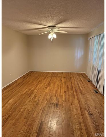 1005 Preakness Lane, Florissant, MO 63033