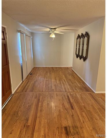 1005 Preakness Lane, Florissant, MO 63033