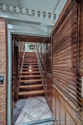 1813 Bahama Road, Lexington, KY 40509