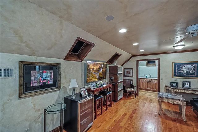 1813 Bahama Road, Lexington, KY 40509