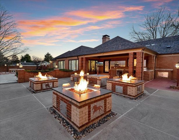 1813 Bahama Road, Lexington, KY 40509