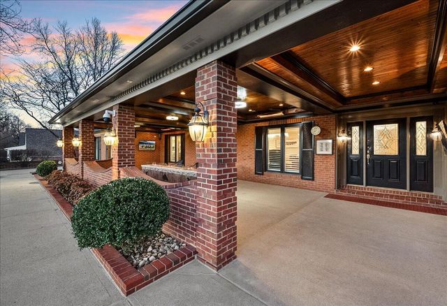 1813 Bahama Road, Lexington, KY 40509