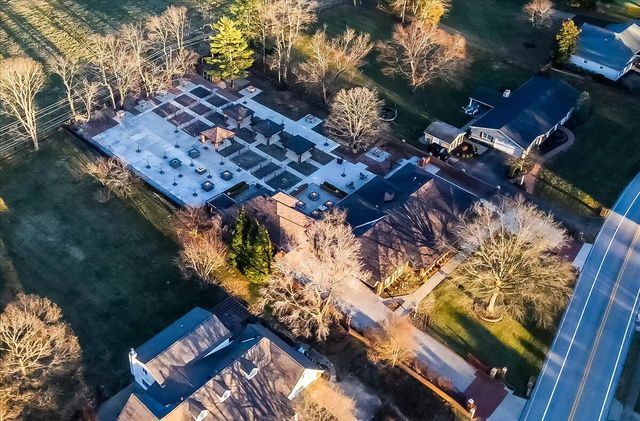 1813 Bahama Road, Lexington, KY 40509