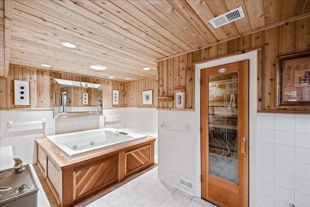 1813 Bahama Road, Lexington, KY 40509