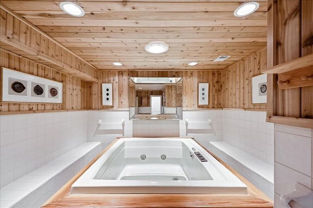 1813 Bahama Road, Lexington, KY 40509