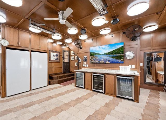 1813 Bahama Road, Lexington, KY 40509