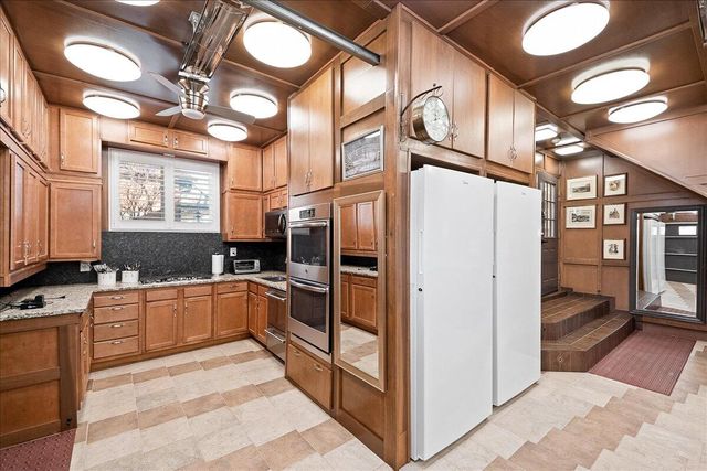 1813 Bahama Road, Lexington, KY 40509