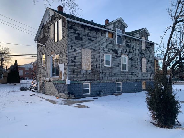 7807 43rd Street, Lyons, IL 60534