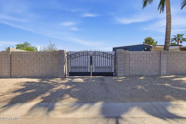 3572 W ROSS Avenue, Glendale, AZ 85308