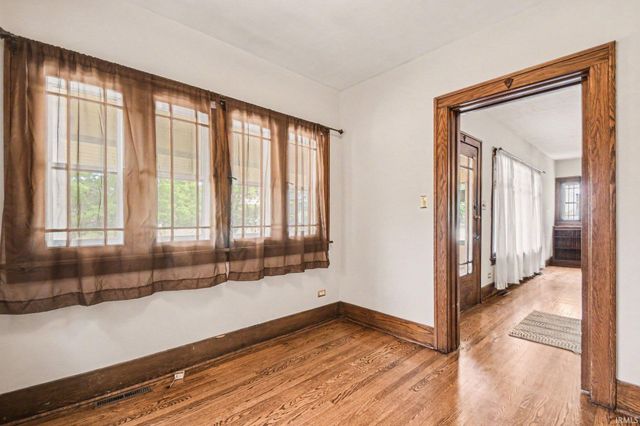 929 W Colfax Avenue, South Bend, IN 46601