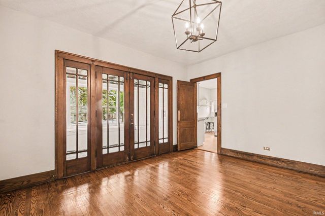 929 W Colfax Avenue, South Bend, IN 46601
