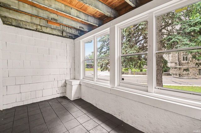 929 W Colfax Avenue, South Bend, IN 46601