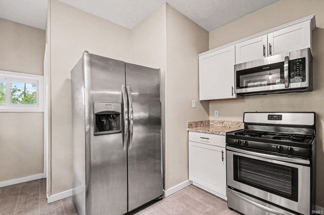 929 W Colfax Avenue, South Bend, IN 46601