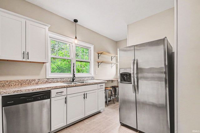 929 W Colfax Avenue, South Bend, IN 46601