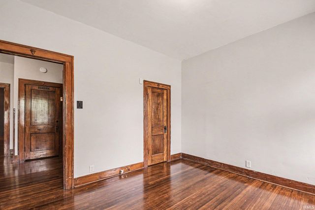 929 W Colfax Avenue, South Bend, IN 46601