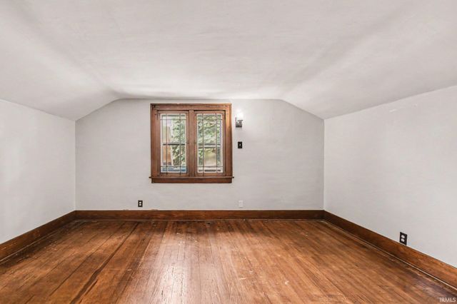 929 W Colfax Avenue, South Bend, IN 46601