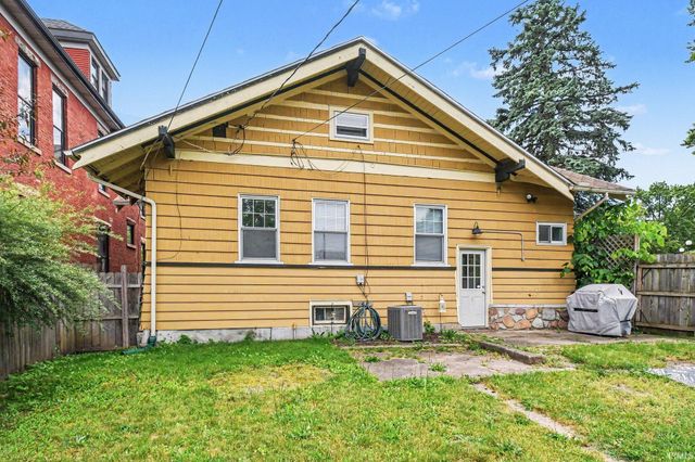 929 W Colfax Avenue, South Bend, IN 46601