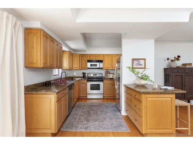 960 Garrison St, Denver, CO 80215