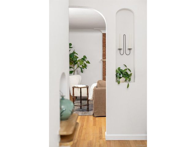 960 Garrison St, Denver, CO 80215
