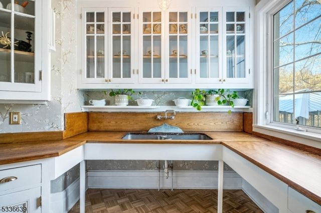 60 Wildwood Ave, West Orange Twp., NJ 07052