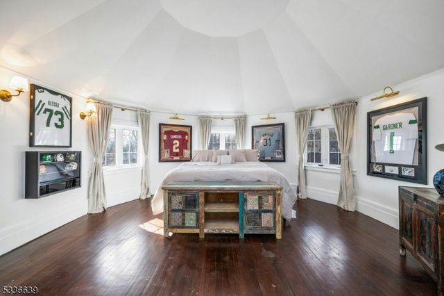 60 Wildwood Ave, West Orange Twp., NJ 07052