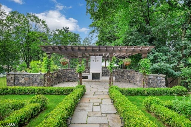 60 Wildwood Ave, West Orange Twp., NJ 07052