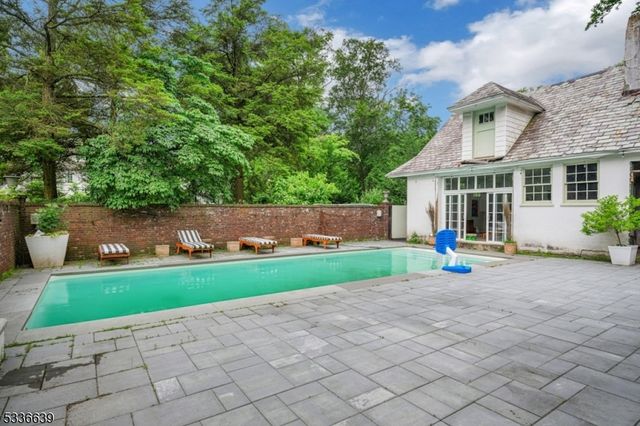 60 Wildwood Ave, West Orange Twp., NJ 07052