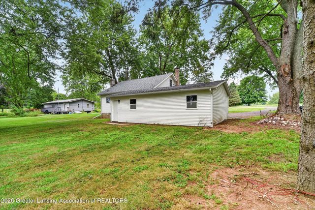 9595 W Grand River Highway, Grand Ledge, MI 48837