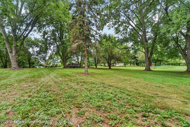 9595 W Grand River Highway, Grand Ledge, MI 48837