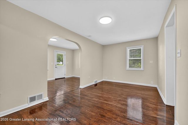 9595 W Grand River Highway, Grand Ledge, MI 48837