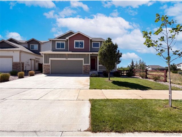 1726 Thrive Dr, Windsor, CO 80550