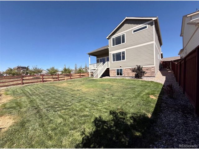 1726 Thrive Dr, Windsor, CO 80550
