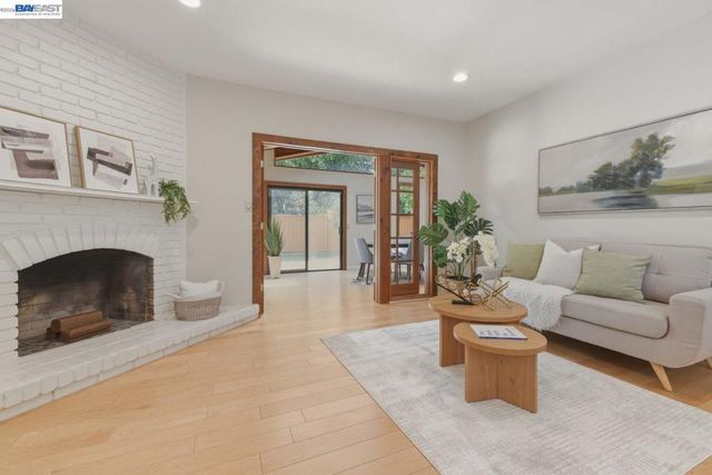 1621 Harvest Rd, Pleasanton, CA 94566