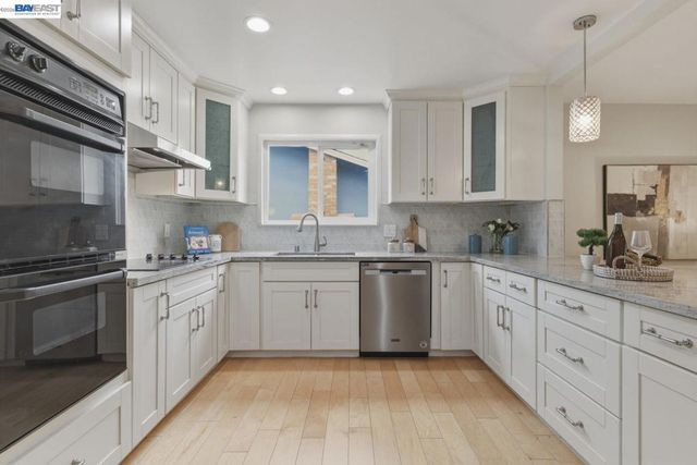 1621 Harvest Rd, Pleasanton, CA 94566