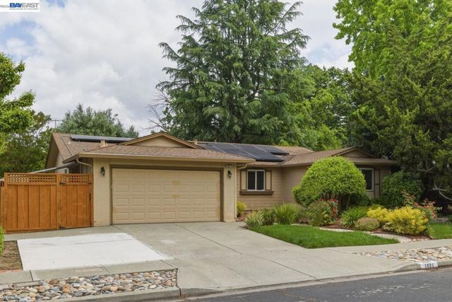 1621 Harvest Rd, Pleasanton, CA 94566